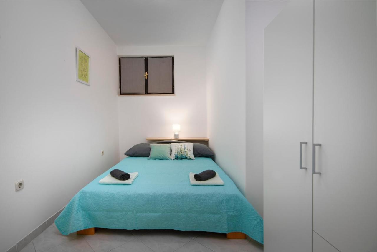 Apartment Palma Pula Exterior photo