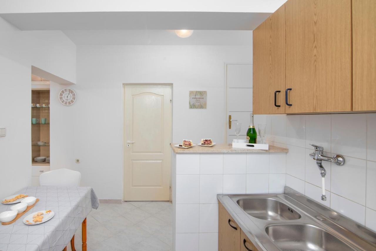 Apartment Palma Pula Exterior photo