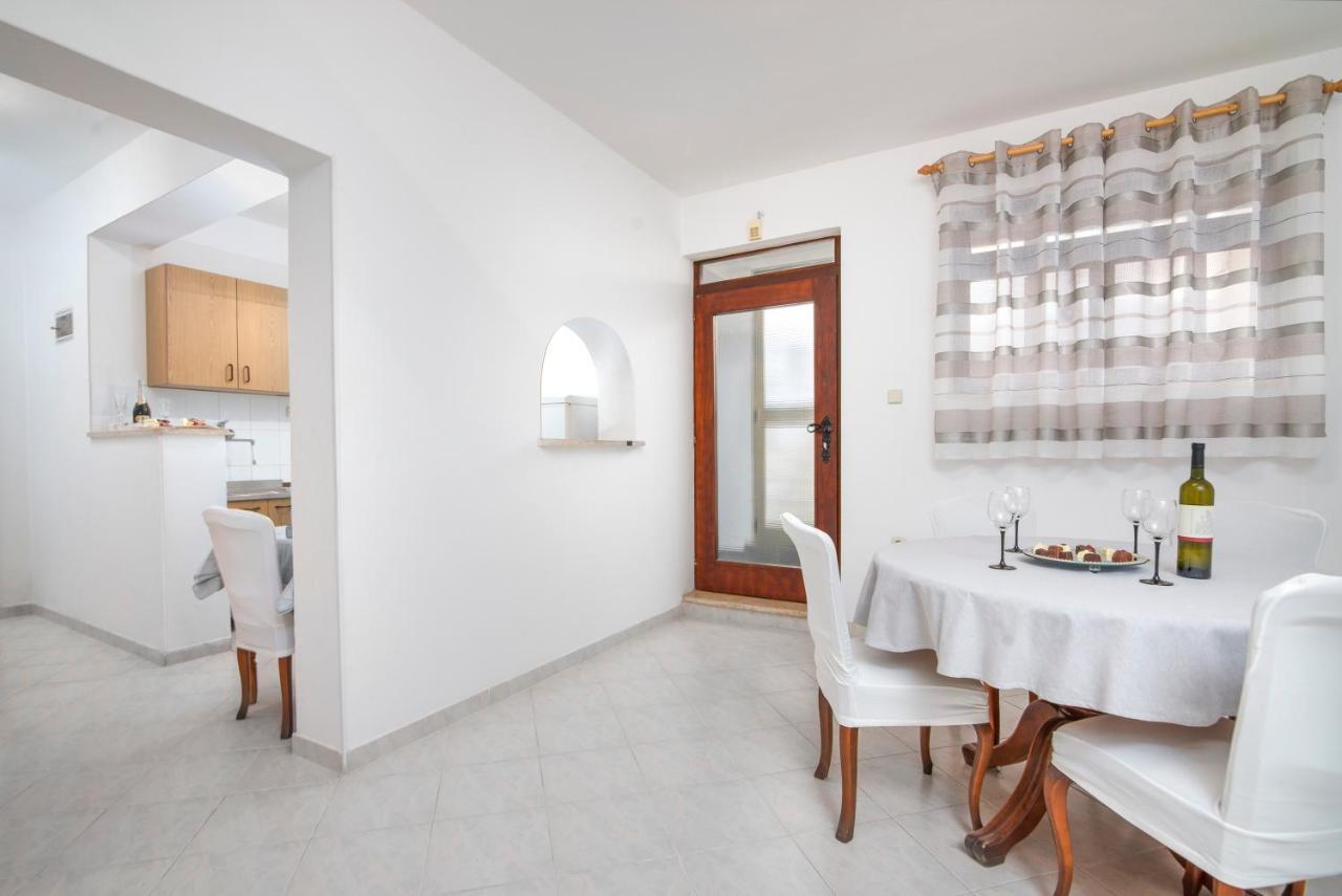 Apartment Palma Pula Exterior photo